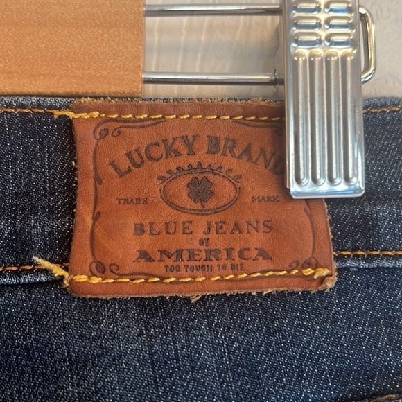 Lucky brand size 4/27 Sweet ‘N Flare jeans - Picture 6 of 7